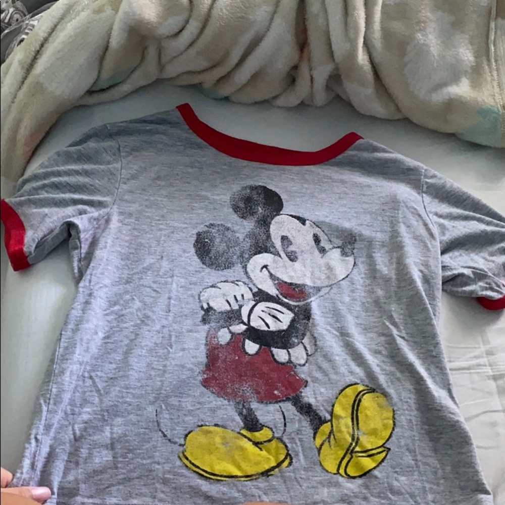 t shirt